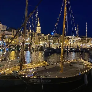 https://les-jardins-dolea.fr-provencehotel.com
